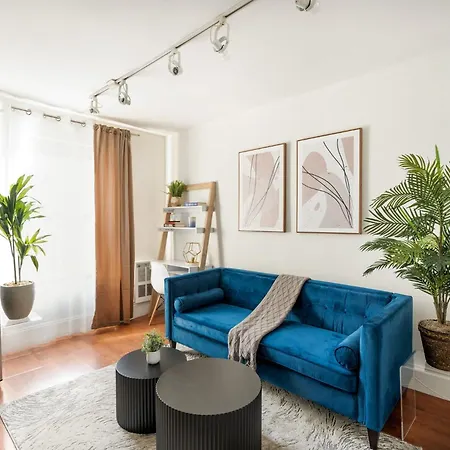 69-4D Trendy Lower East Side 1Br Brand New